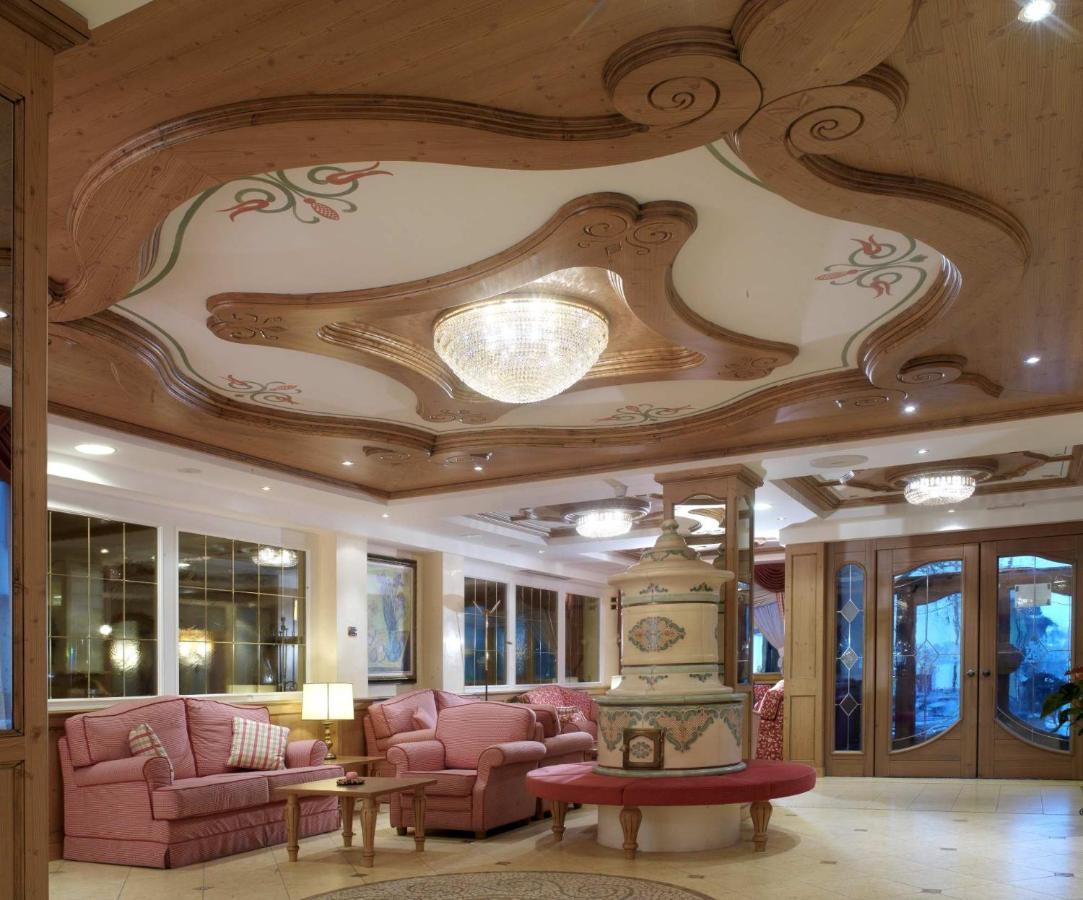 Hotel Corona 平佐洛 外观 照片