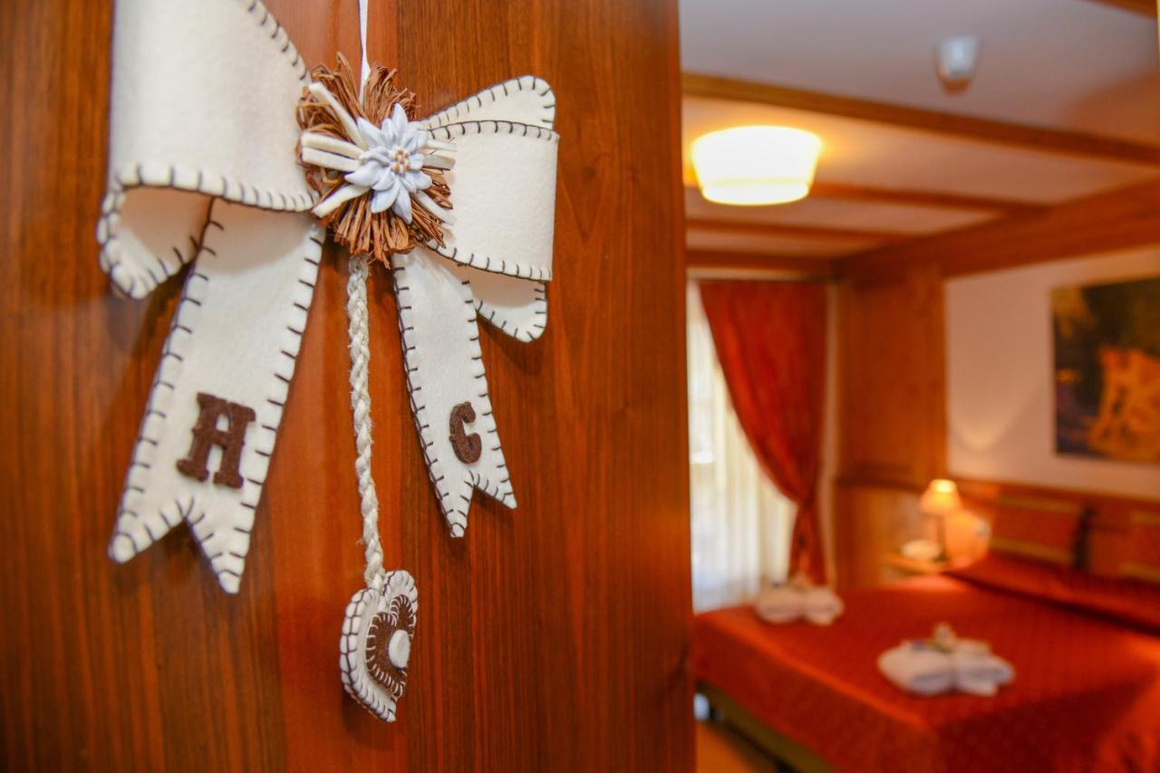 Hotel Corona 平佐洛 外观 照片